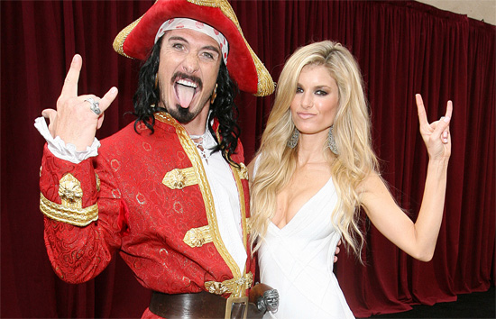 capt051512 Captain Morgan parties