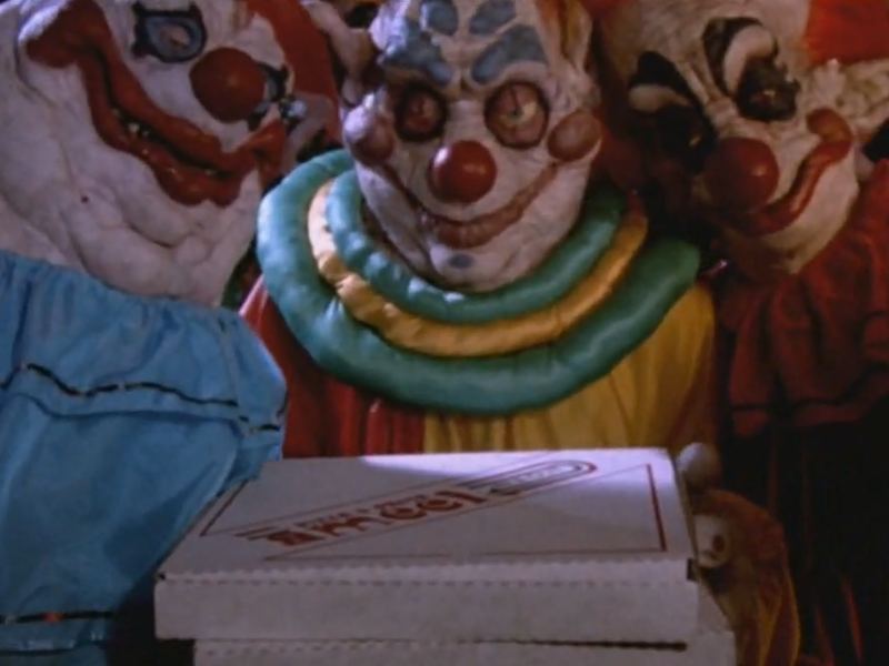 Klowns deliver pizza
