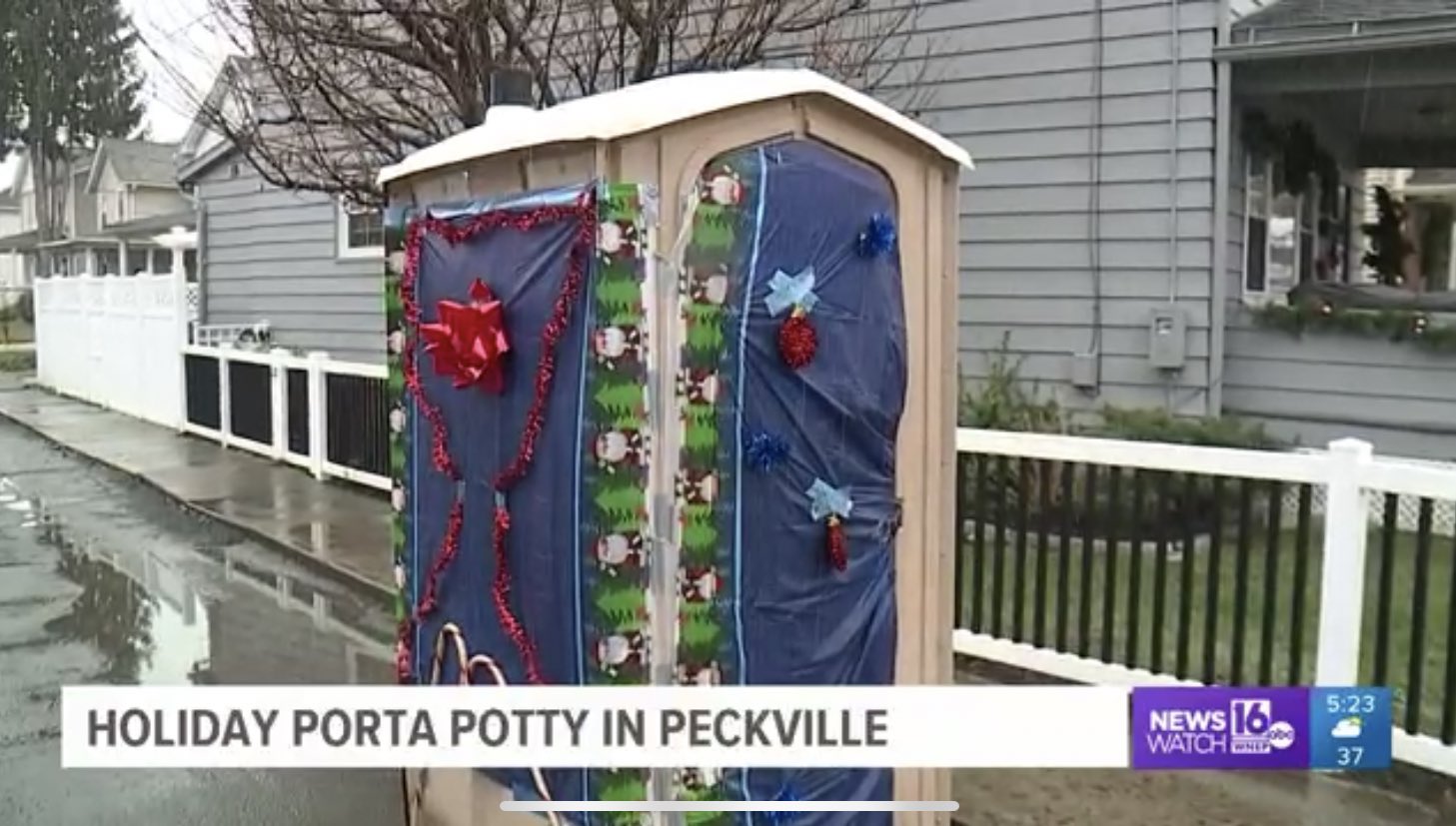 Holiday Porta Potty in Peckville
