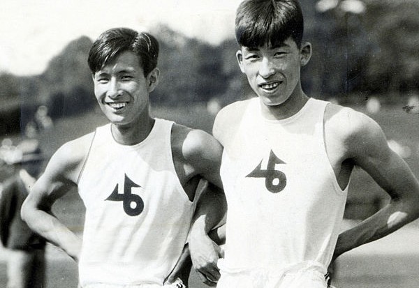 Sueo Ōe (left) and Shuhei Nishida in 1930. (Photo via Wikicommons https://commons.wikimedia.org/wiki/File:Sueo_%C5%8Ce_and_Shuhei_Nishida_1930.jpg)