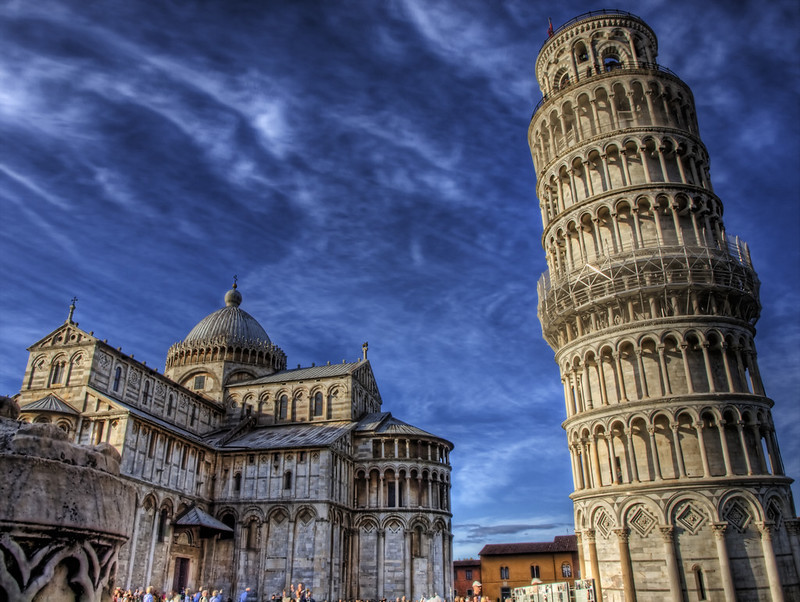The Leaning Tower of Pisa next to a Duomo. (Photo by Nell Howard via Flickr/Creative Commons https://flic.kr/p/7h2wVK)