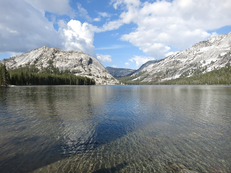 Mountains, clouds and scenic waters in Yosemite National Park. (Photo by edward stojakovic via Flickr/Creative Commons https://flic.kr/p/eT7v2c)